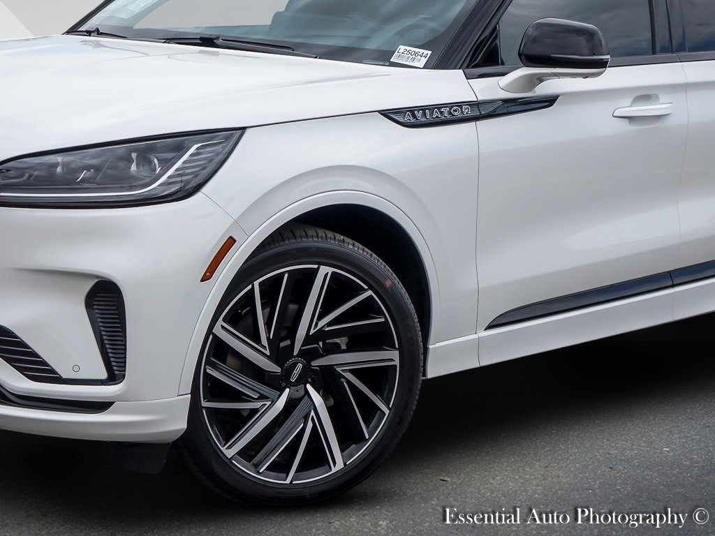 New 2025 Lincoln Aviator Lincoln Black Label Aviator SUV