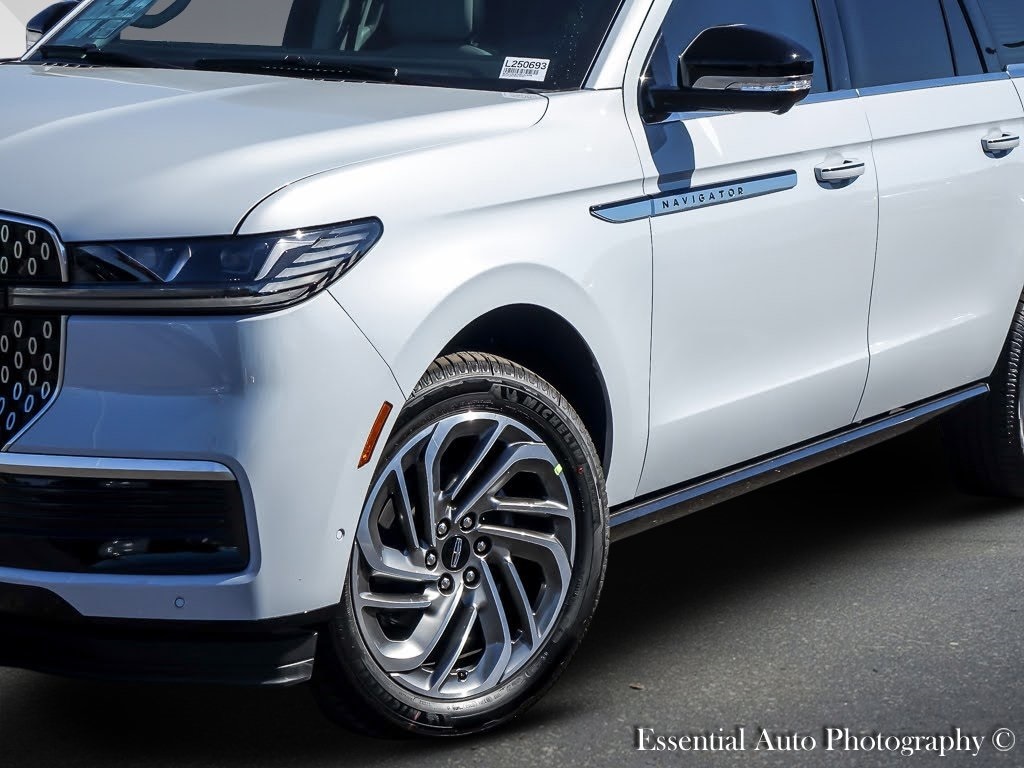 New 2025 Lincoln Navigator Reserve-L SUV