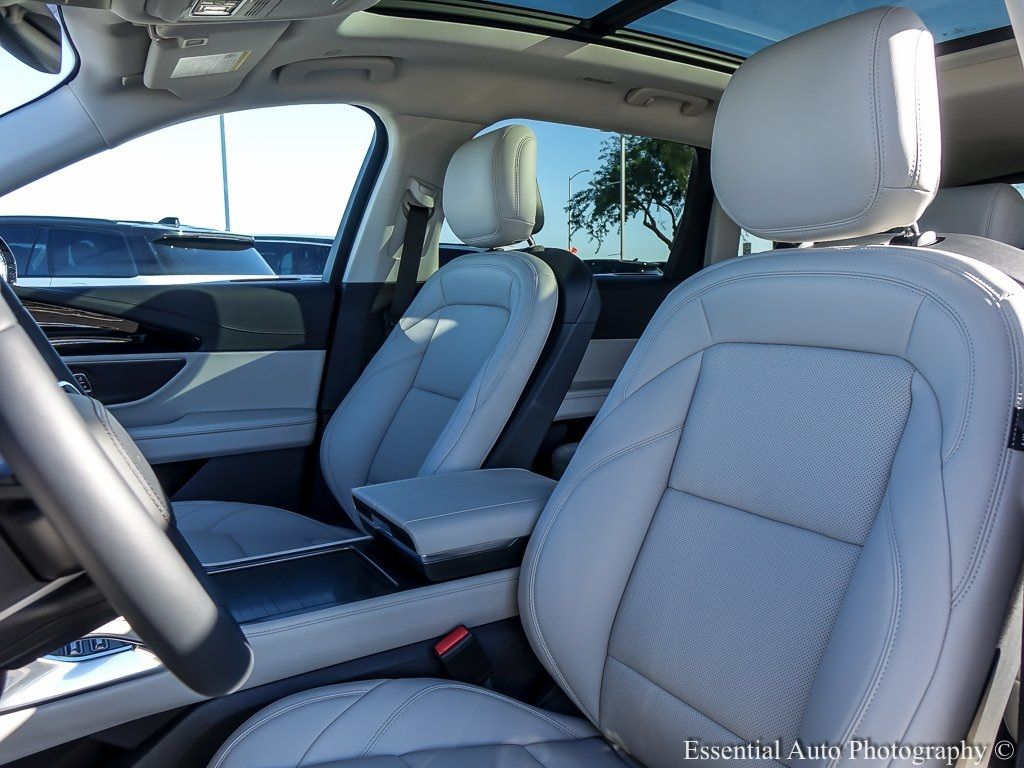 2026 Lincoln Nautilus Premiere - Photo 8