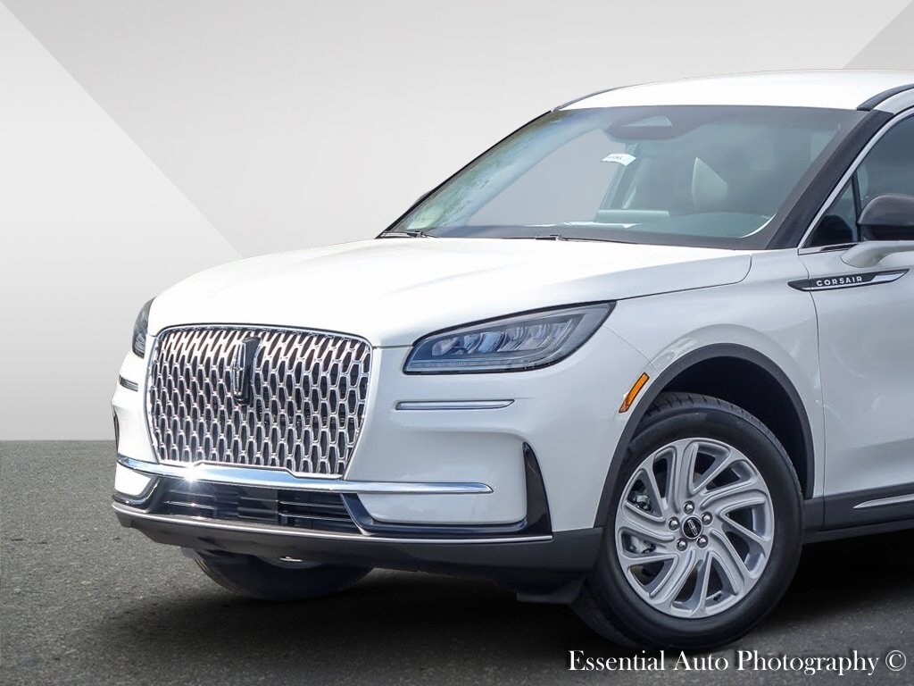 2025 Lincoln Corsair Premiere photo 2
