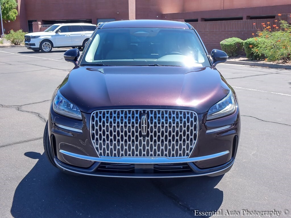 2023 Lincoln Corsair Standard photo 3