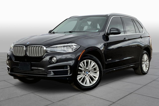 2016 BMW X5 xDrive50i's photo