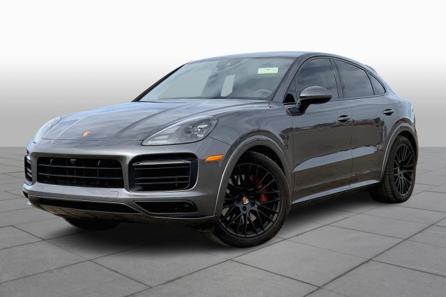 2022 Porsche Cayenne Coup GTS's photo