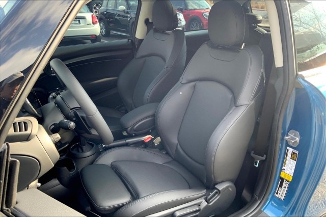 2023 MINI 3 Door S - Photo 8