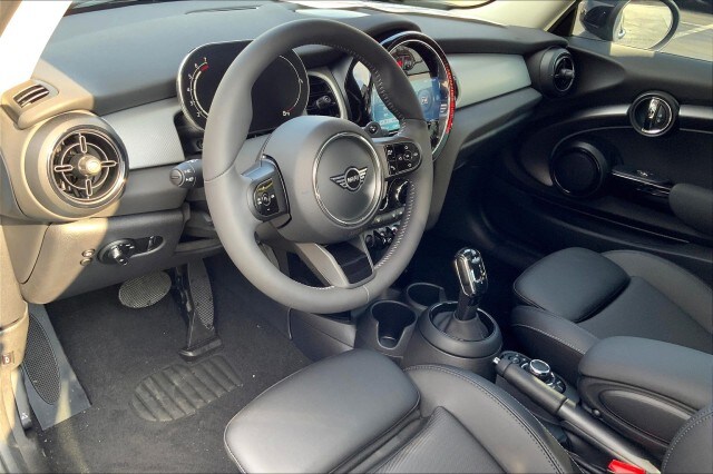 2023 MINI 3 Door S - Photo 7