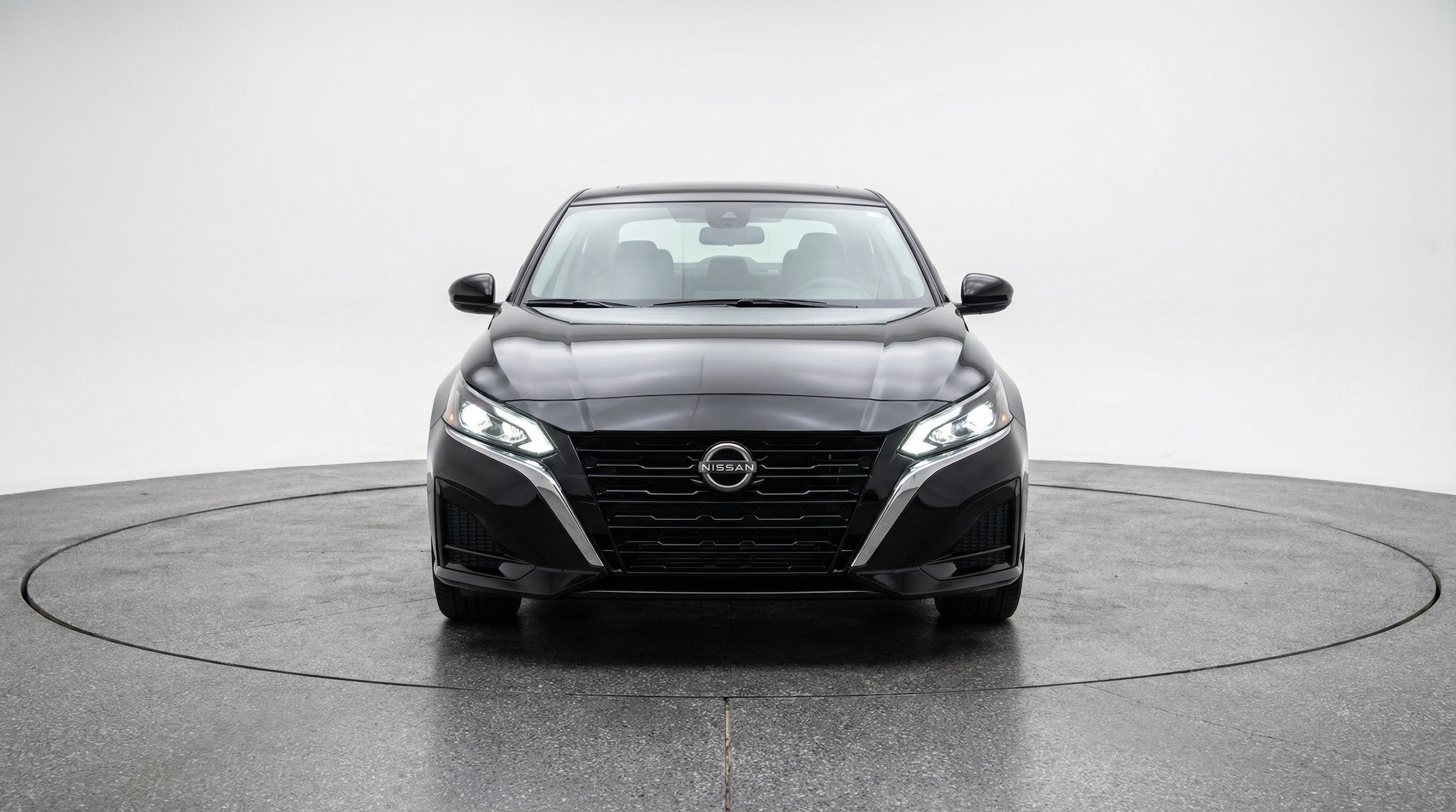 Thumbnail: 2025 Nissan Altima - 2