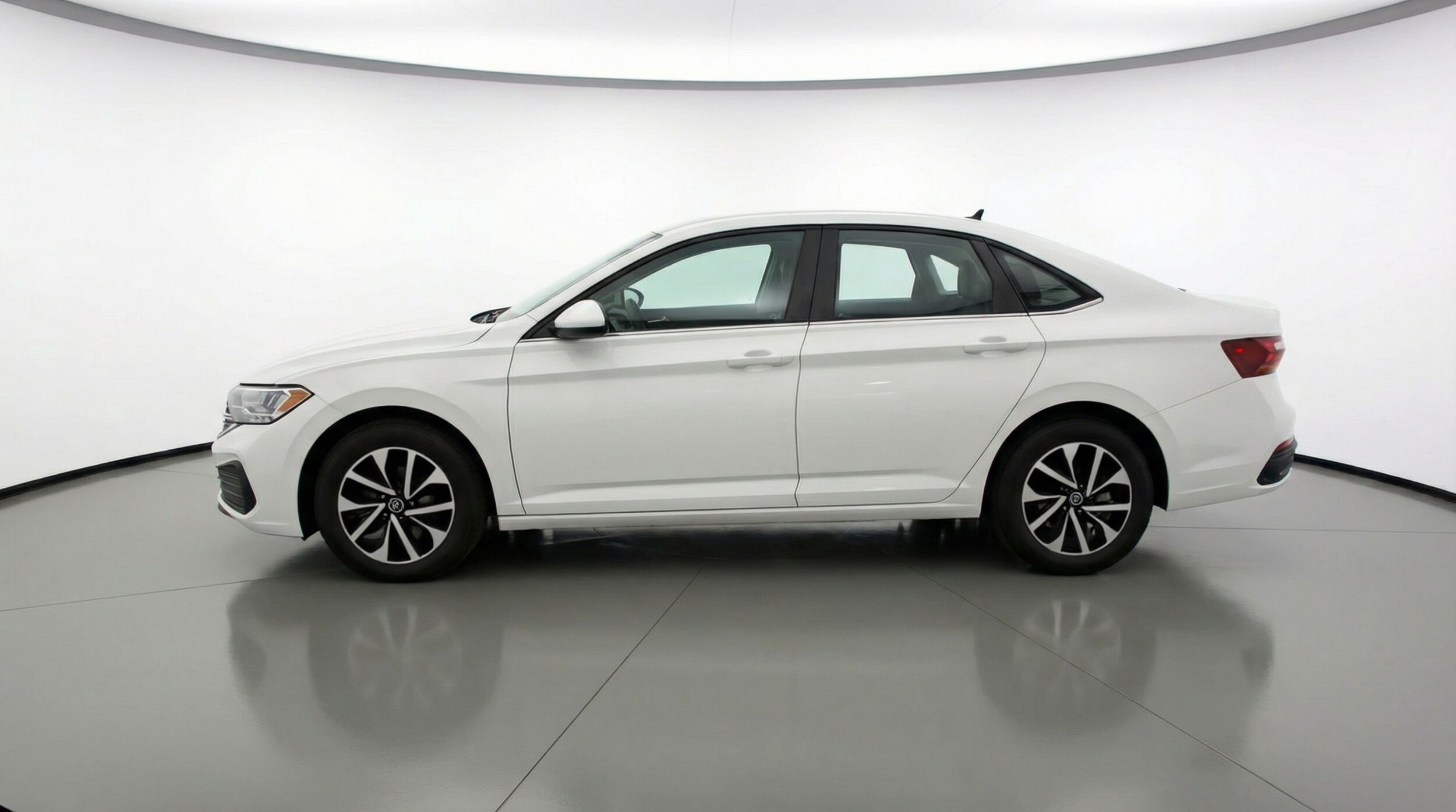 Thumbnail: 2024 Volkswagen Jetta - 4