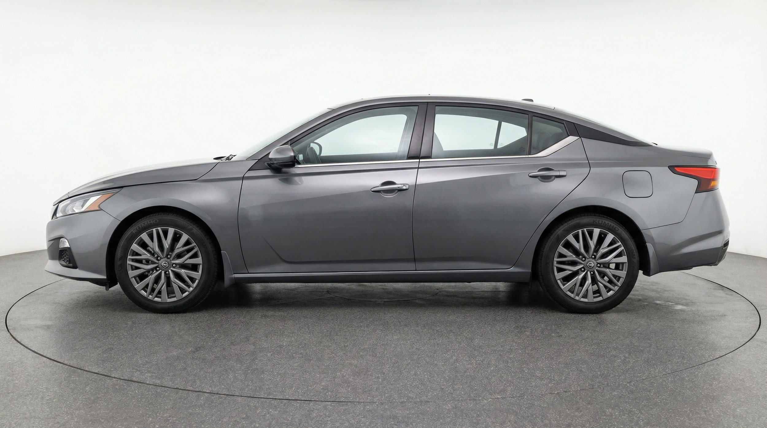 Thumbnail: 2025 Nissan Altima - 4