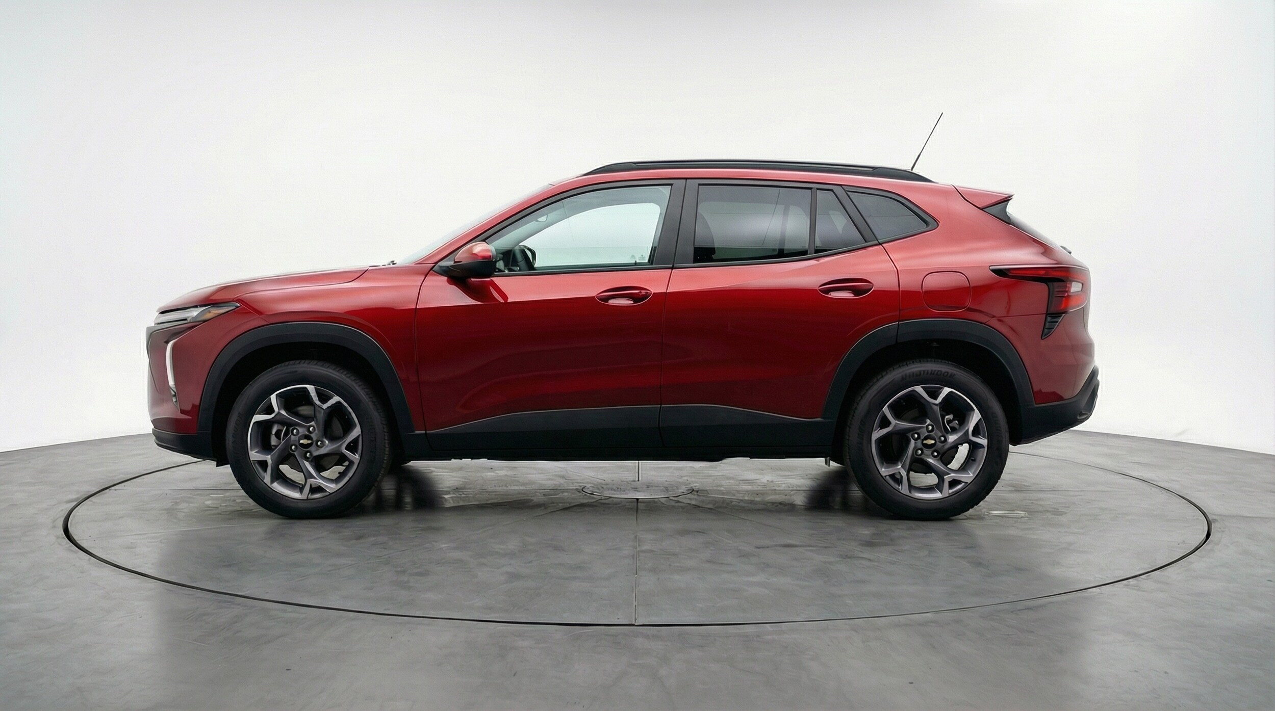 Thumbnail: 2025 Chevrolet Trax - 4