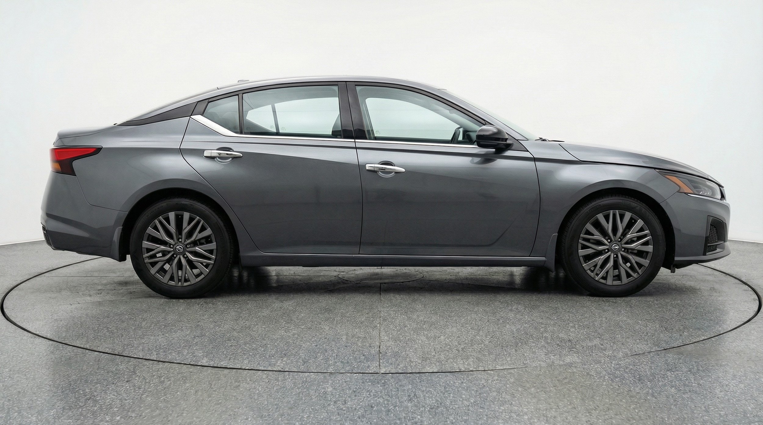 Thumbnail: 2025 Nissan Altima - 8