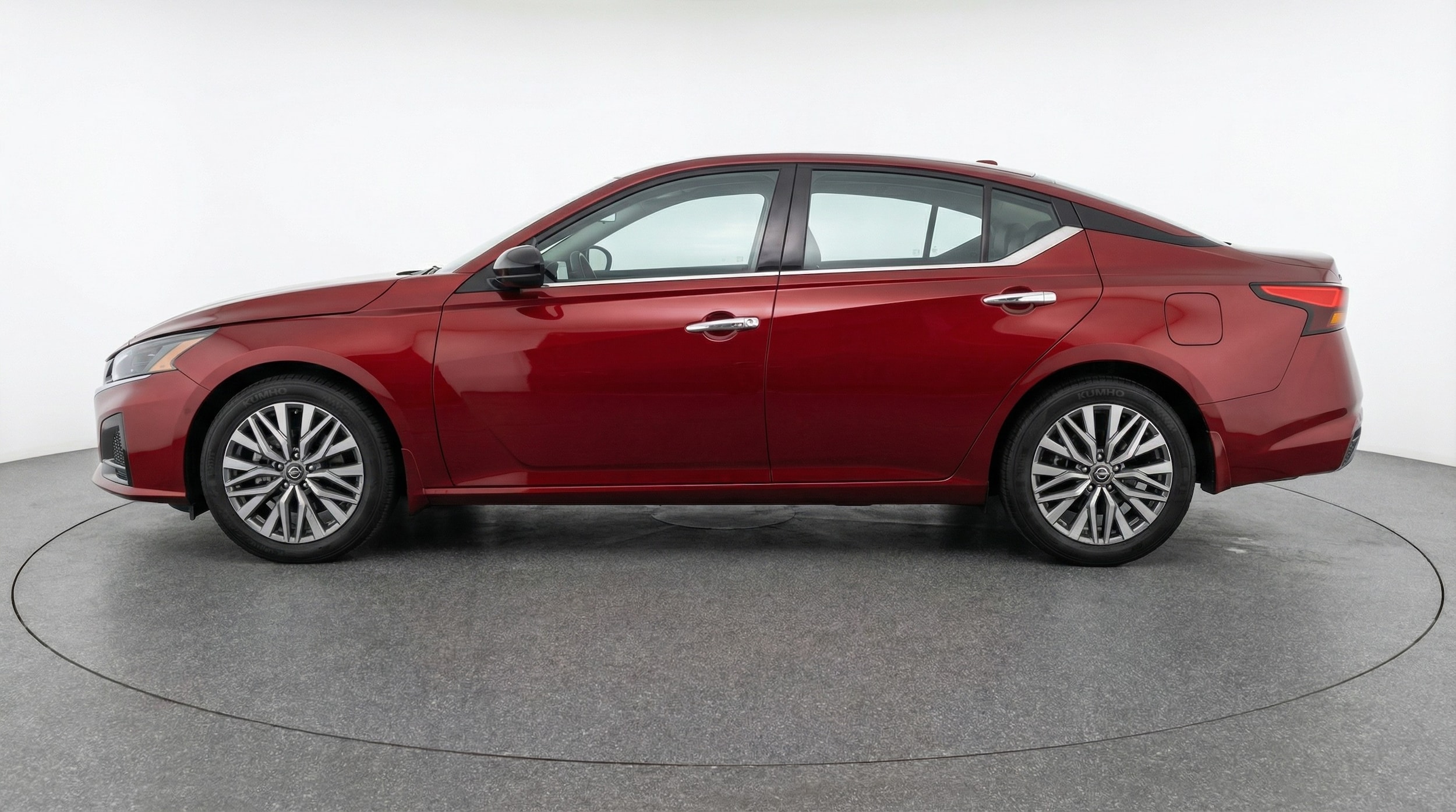 Thumbnail: 2025 Nissan Altima - 4