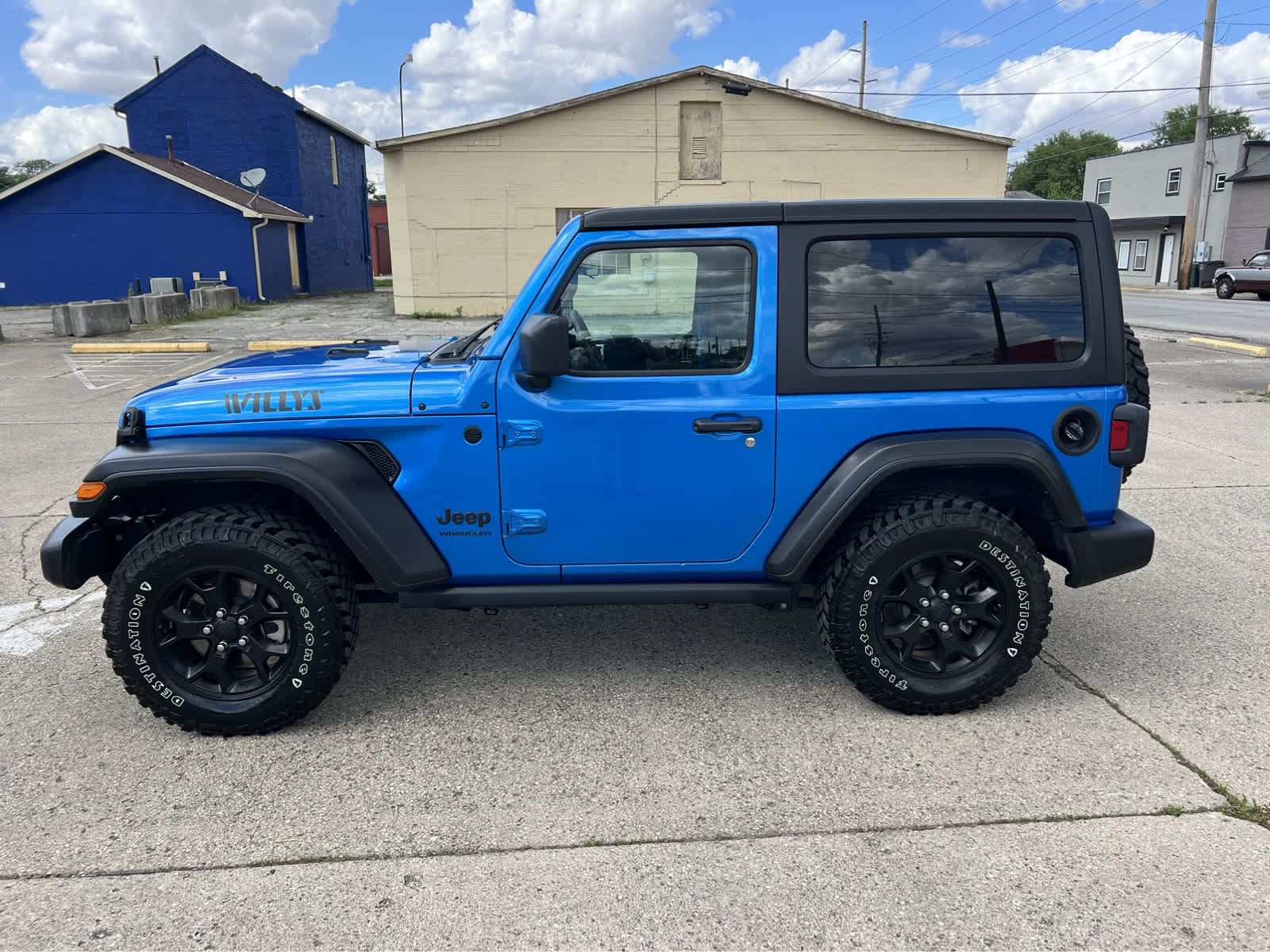 Used 2022 Jeep Wrangler Willys with VIN 1C4GJXAG9NW144196 for sale in Shelbyville, IN