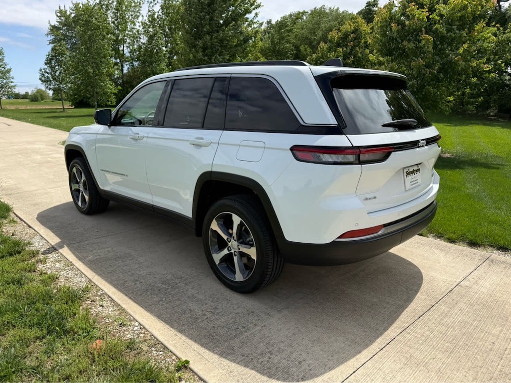 New 2026 Jeep Grand Cherokee LIMITED 4X4 Sport Utility