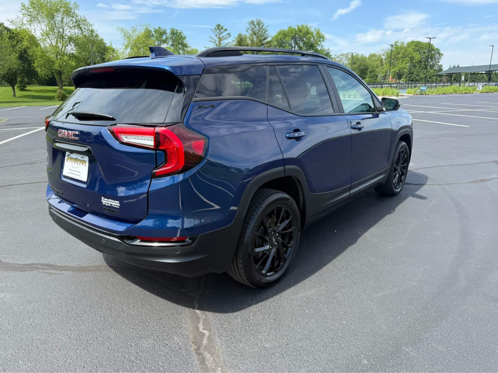 2023 GMC Terrain SLE - Photo 6