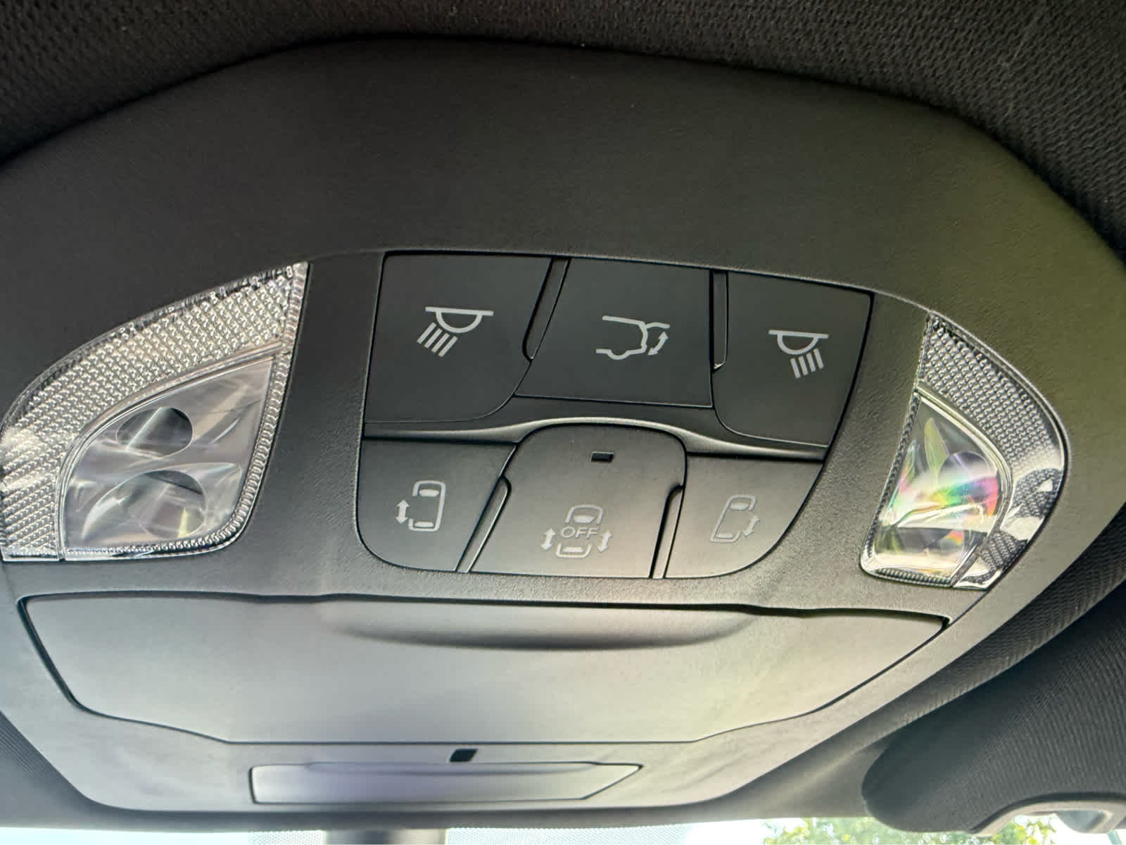 2025 Chrysler Pacifica Select - Photo 22