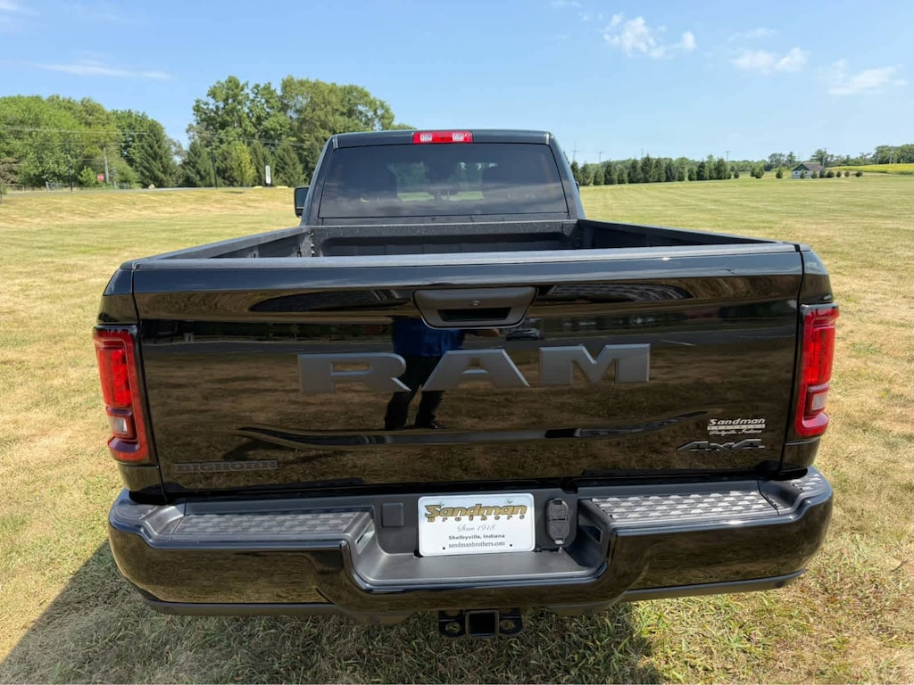 New 2026 Ram 3500 BIG HORN CREW CAB 4X4 8' BOX Pickup