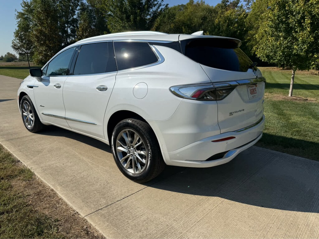 Used 2024 Buick Enclave Avenir AWD