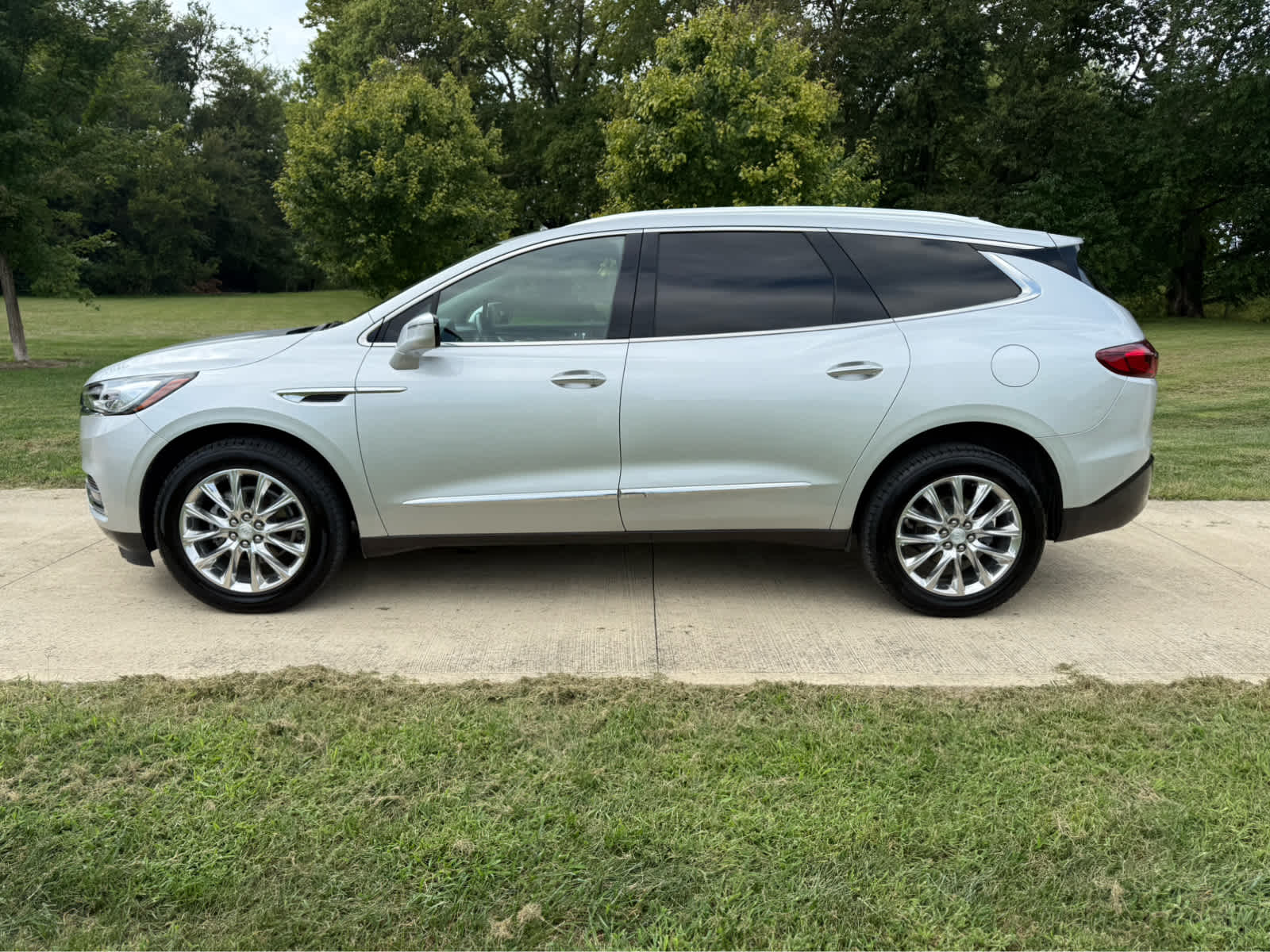 Used 2021 Buick Enclave Essence with VIN 5GAEVAKW2MJ237105 for sale in Shelbyville, IN