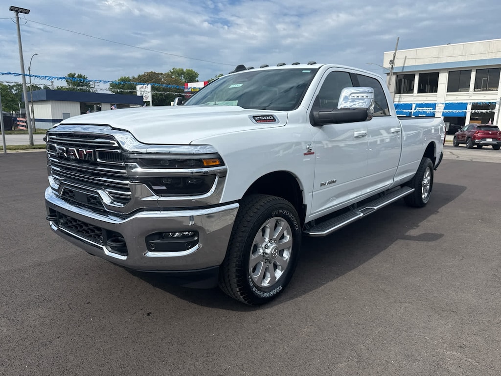 New 2026 Ram 2500 LARAMIE CREW CAB 4X4 8' BOX Pickup