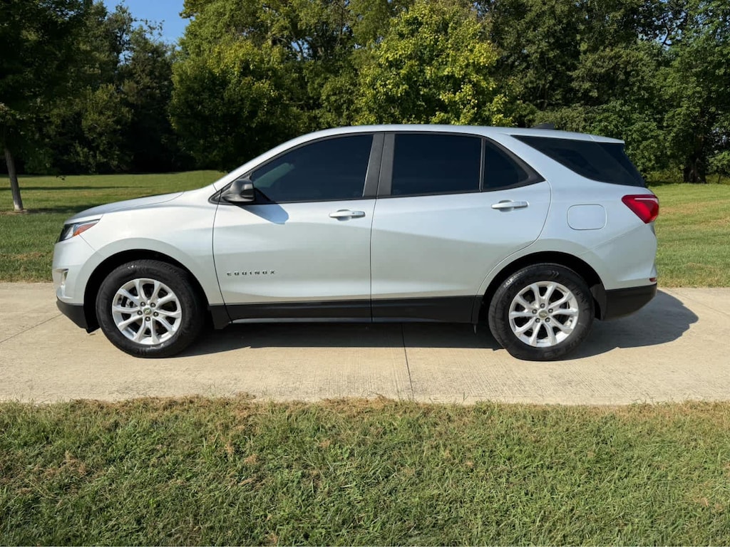 Used 2020 Chevrolet Equinox LS FWD
