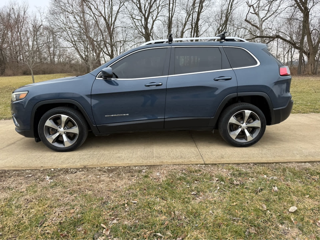 Used 2020 Jeep Cherokee Limited FWD