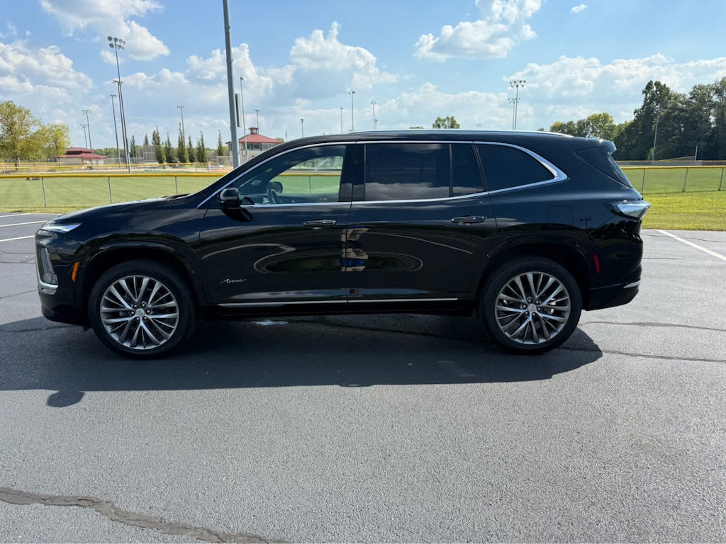 Used 2025 Buick Enclave Avenir