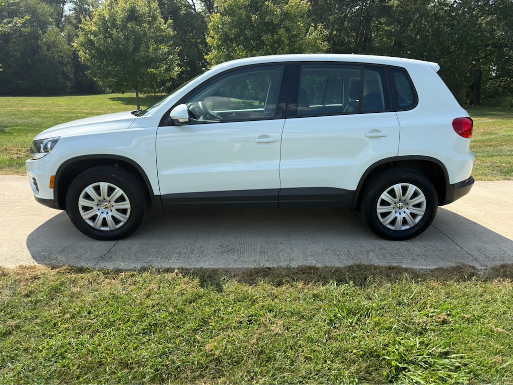 Used 2017 Volkswagen Tiguan Limited 2.0T FWD