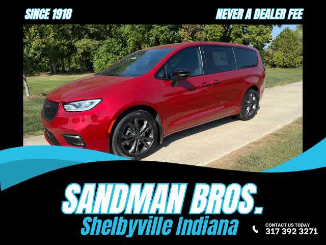 2026 Chrysler Pacifica Select's photo