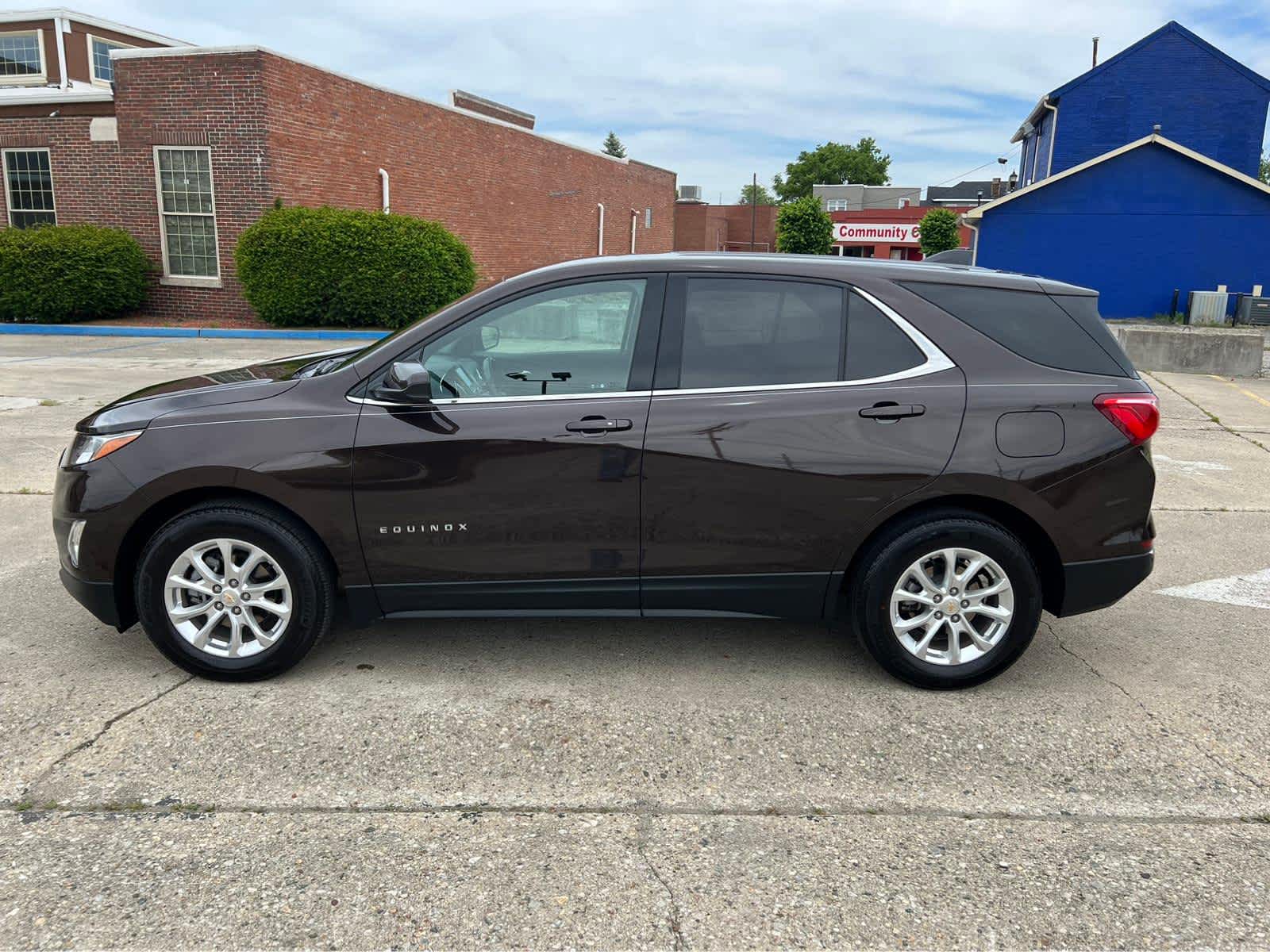 Certified 2020 Chevrolet Equinox LT with VIN 2GNAXJEV5L6180301 for sale in Shelbyville, IN