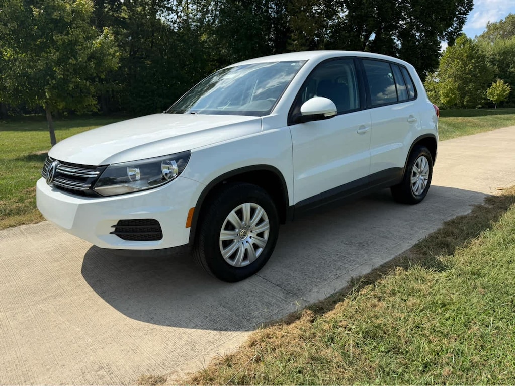 Used 2017 Volkswagen Tiguan Limited 2.0T FWD