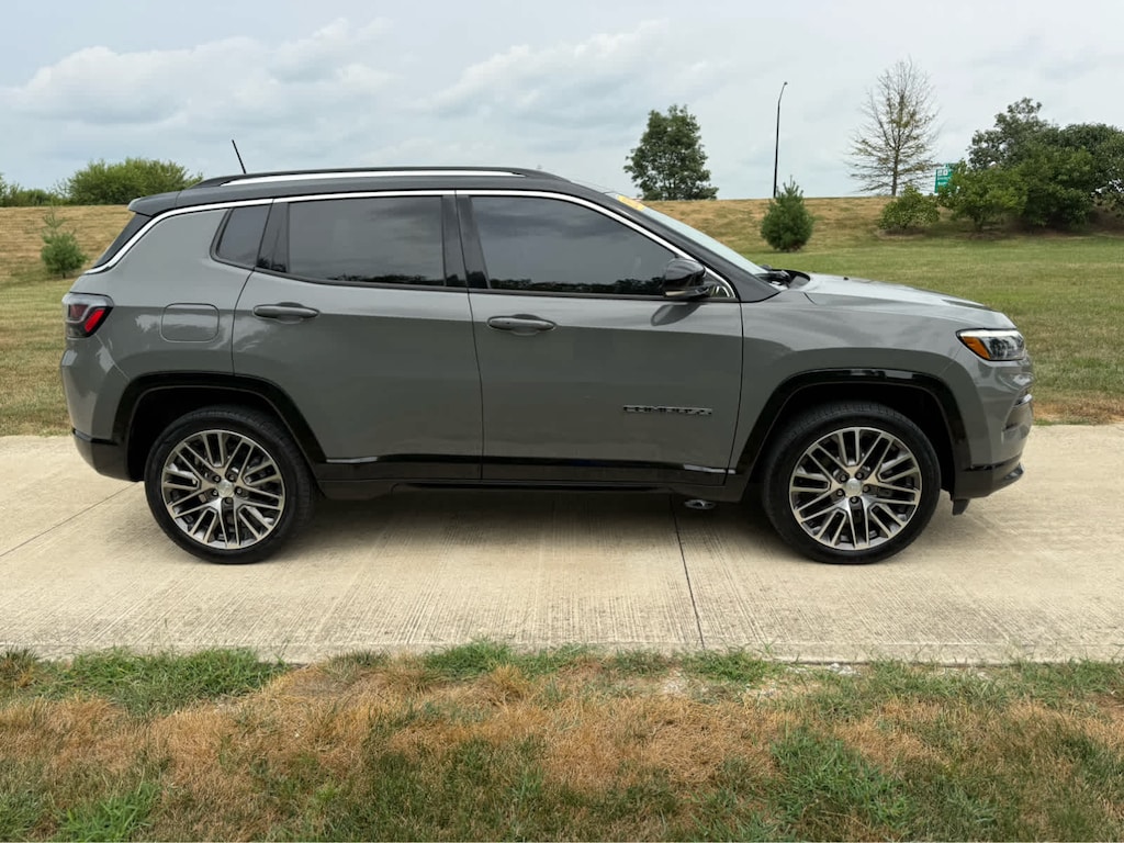 Used 2022 Jeep Compass Limited 4x4