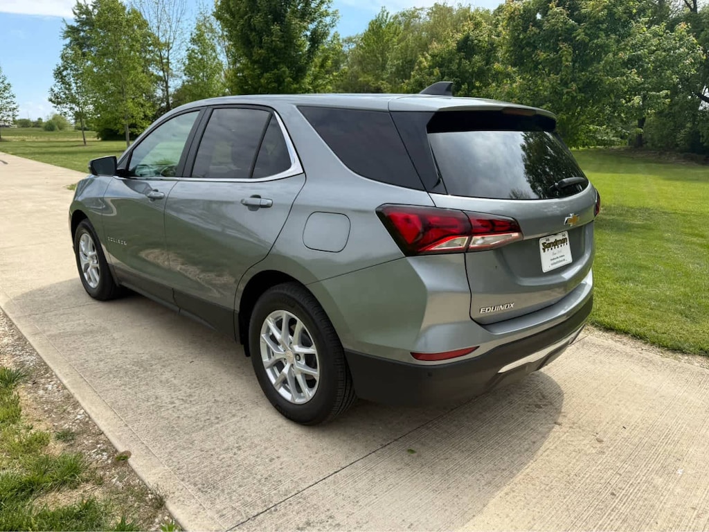 Used 2024 Chevrolet Equinox LT FWD