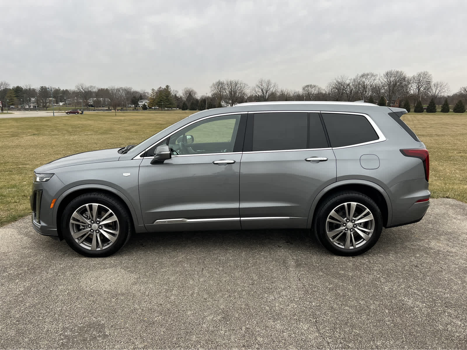 Used 2021 Cadillac XT6 Premium Luxury with VIN 1GYKPDRS6MZ124916 for sale in Shelbyville, IN