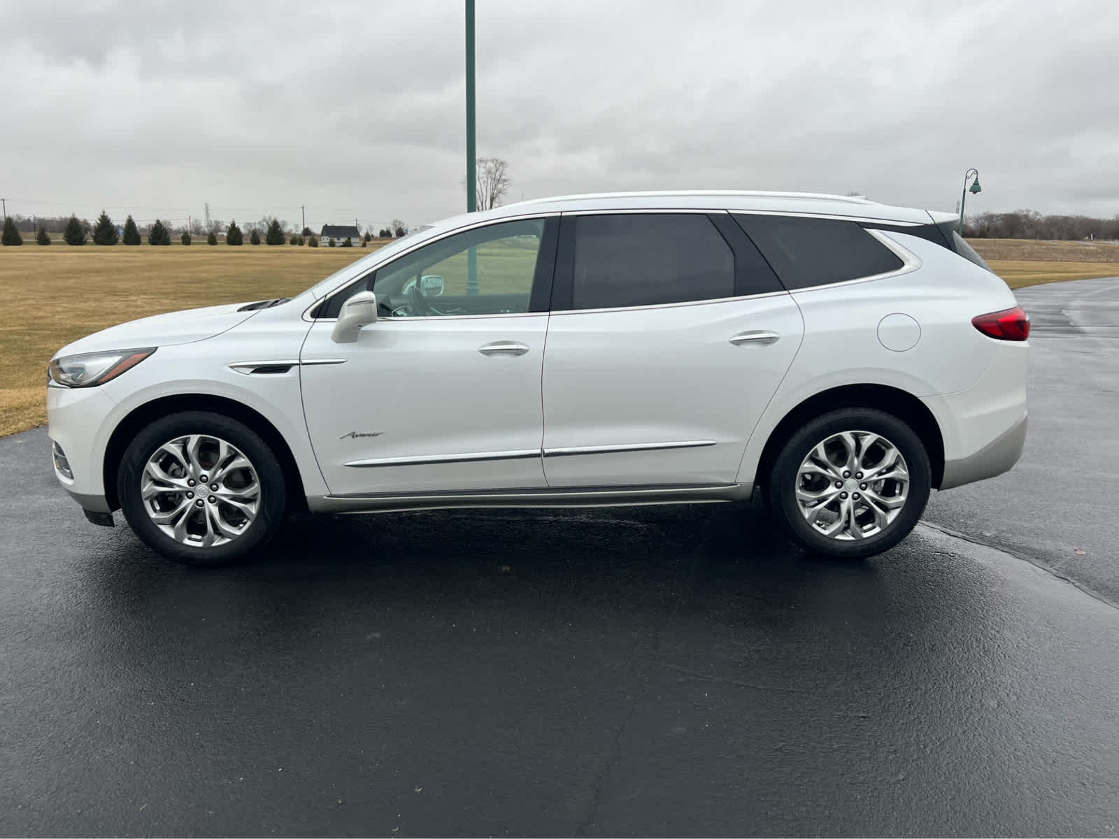 Used 2018 Buick Enclave Avenir with VIN 5GAEVCKW1JJ229200 for sale in Shelbyville, IN