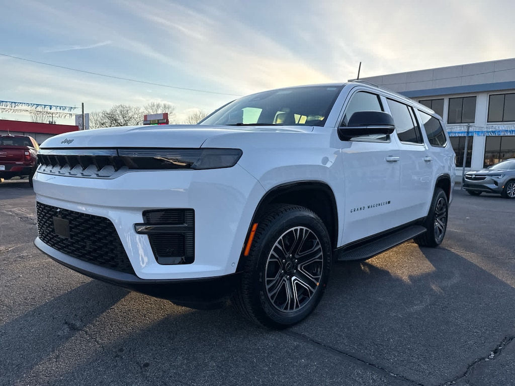 New 2026 Jeep Grand Wagoneer L 4X4 Sport Utility