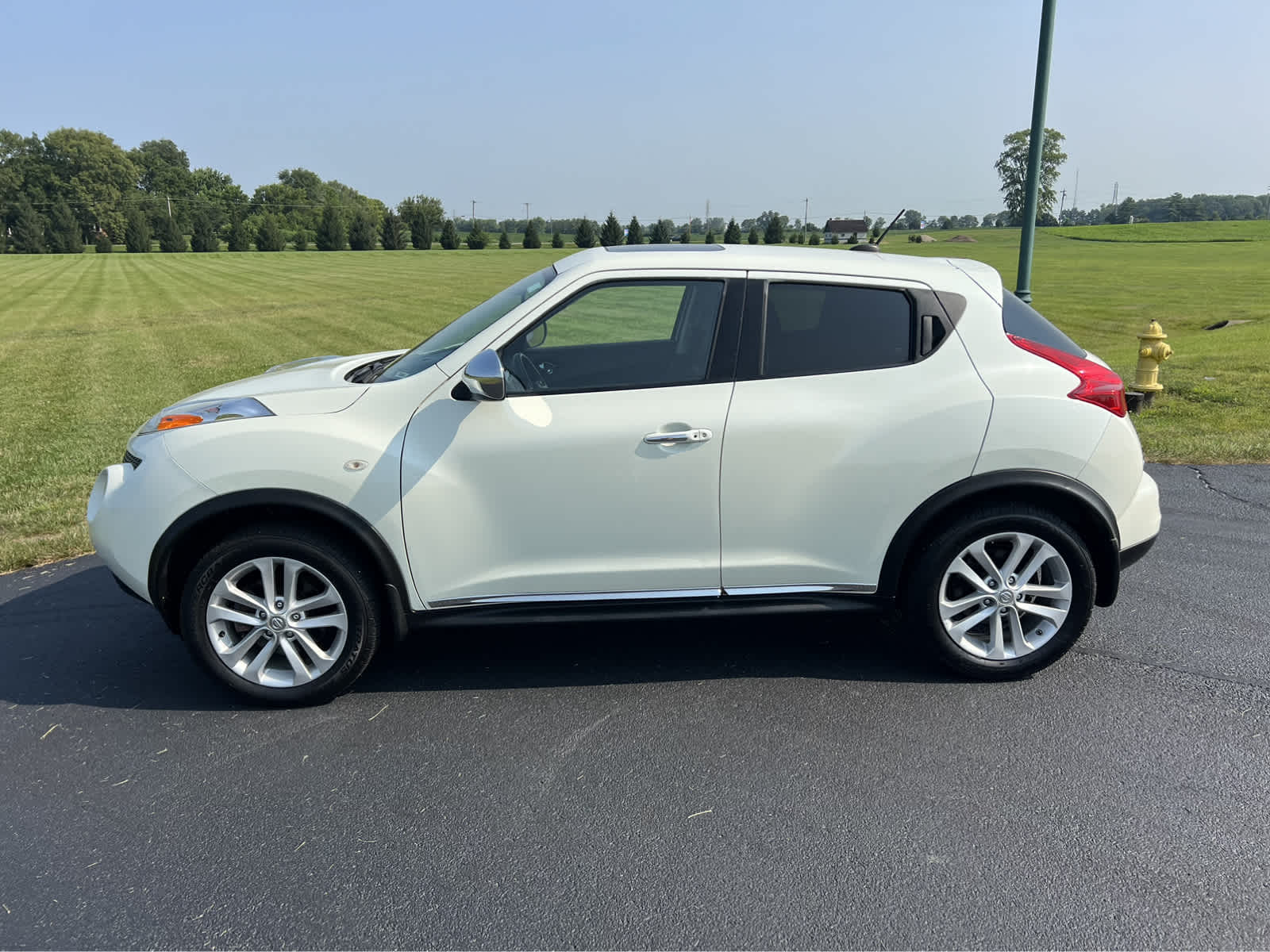 Used 2011 Nissan JUKE SV with VIN JN8AF5MV9BT019061 for sale in Shelbyville, IN