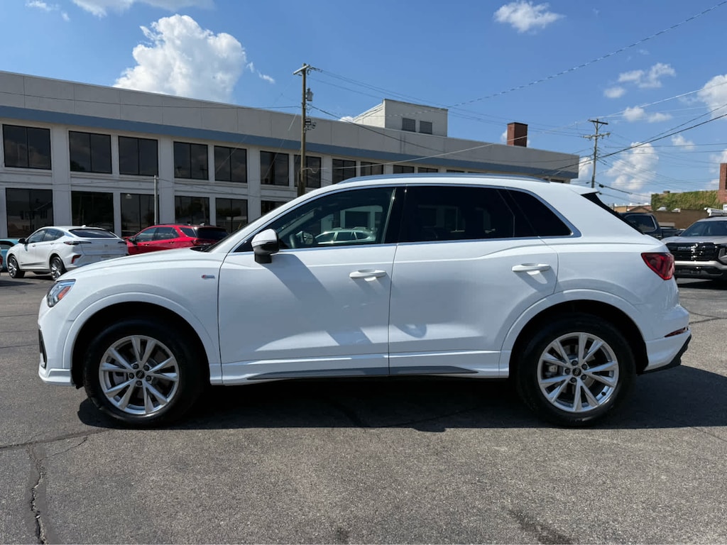 Used 2025 Audi Q3 S Line Premium 45 TFSI quattro