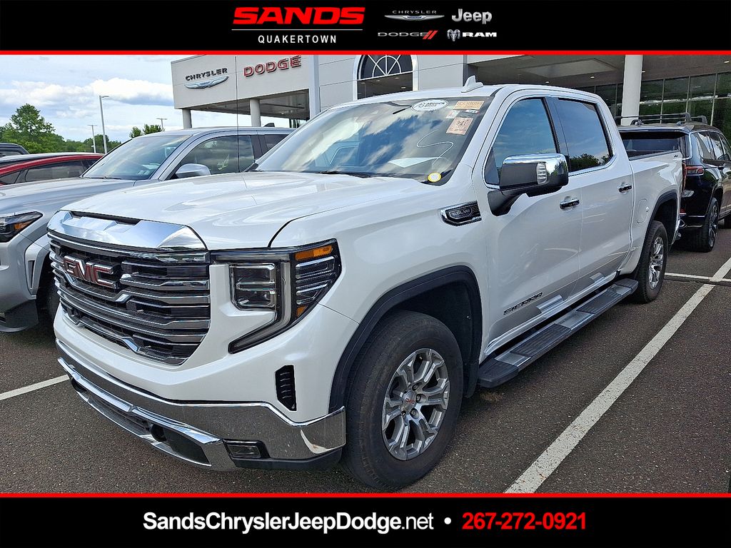 2024 GMC Sierra 4WD Crew Cab Short Box SLT's photo
