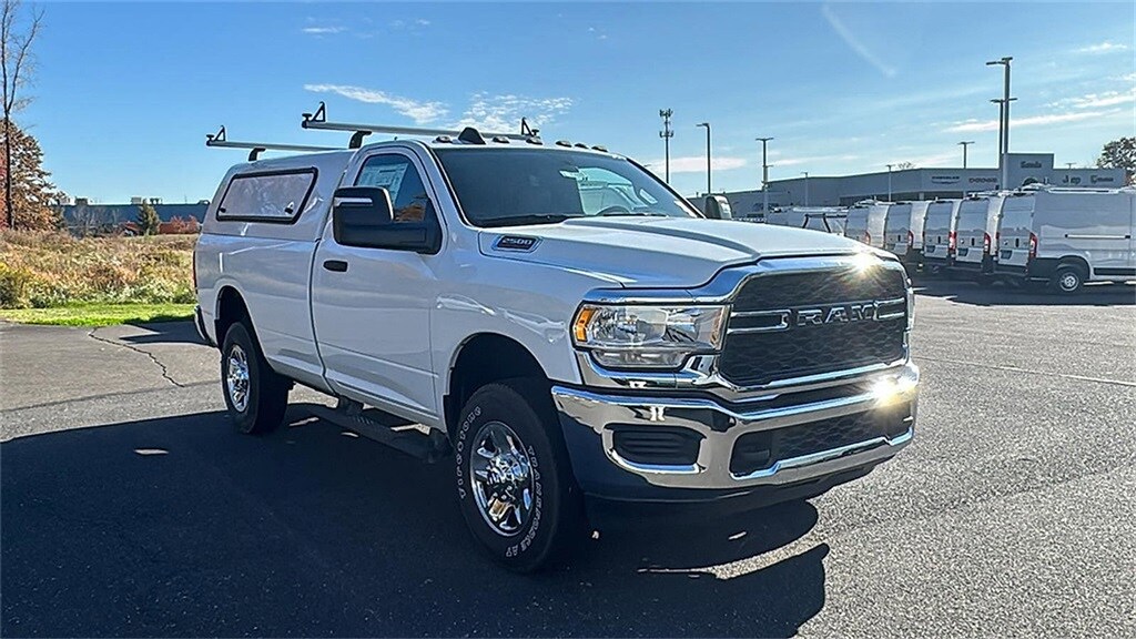 2024 Ram 2500 Tradesman photo 4