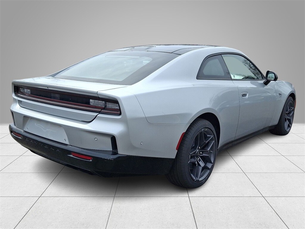 2024 Dodge Charger R/T photo 3