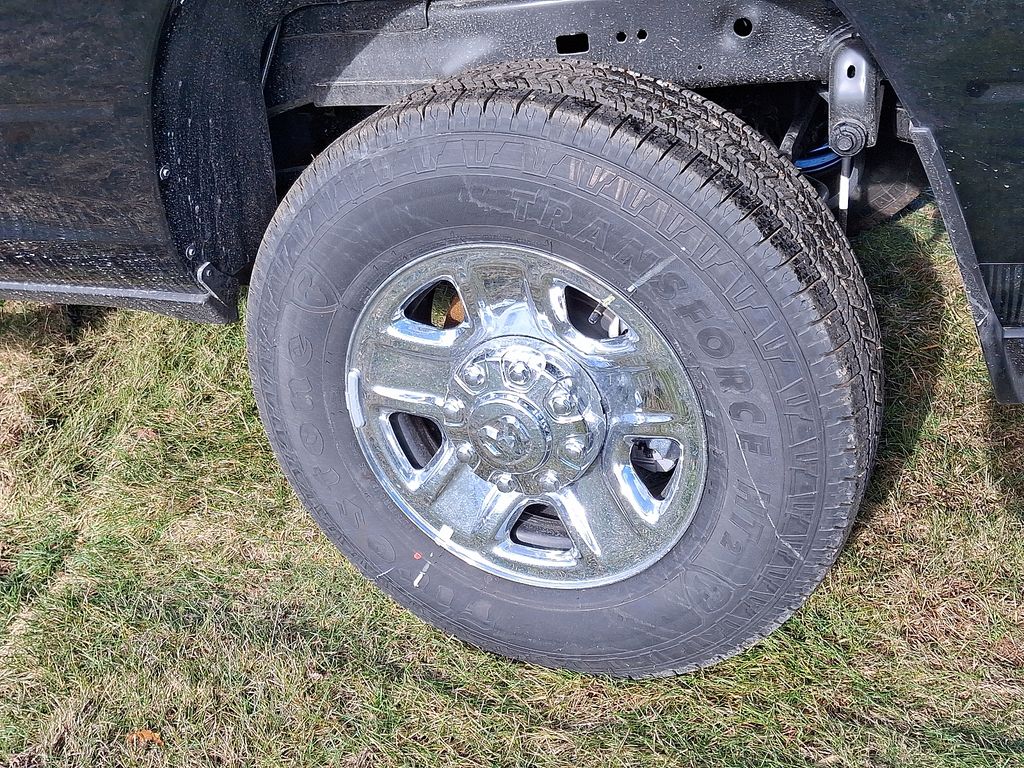 2026 RAM 2500 Tradesman - Photo 6