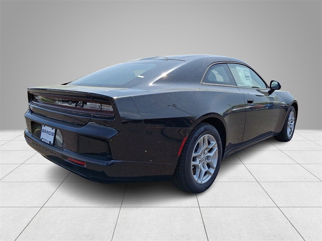 2025 Dodge Charger R/T photo 3
