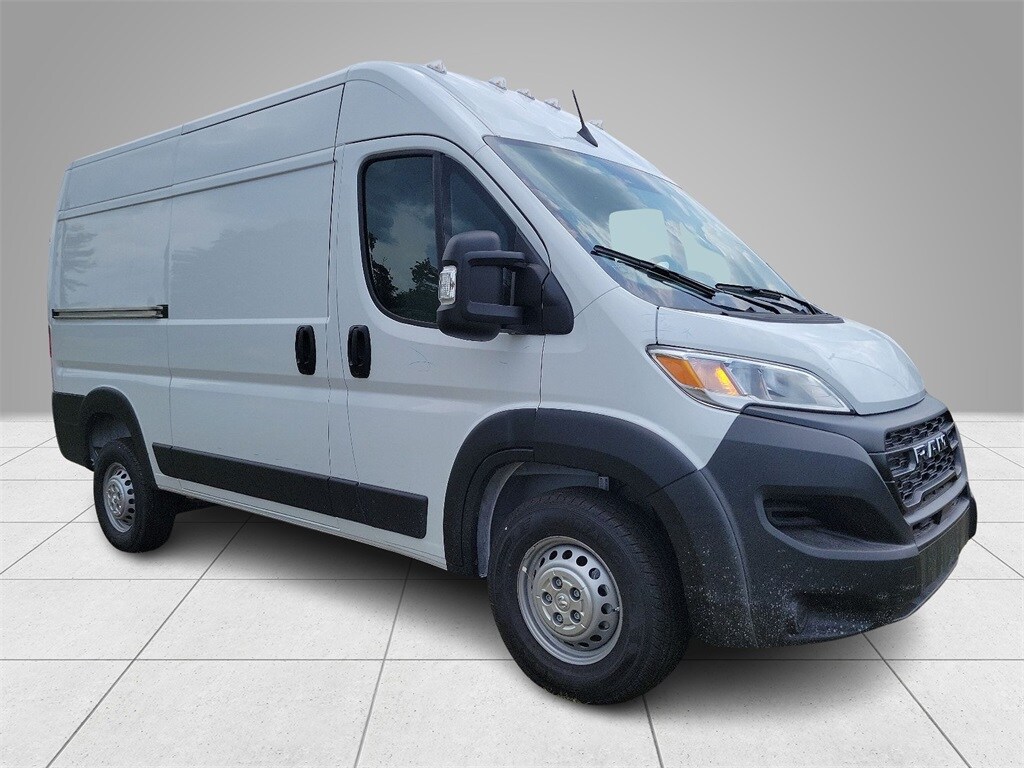 2024 Ram ProMaster 1500 photo 2