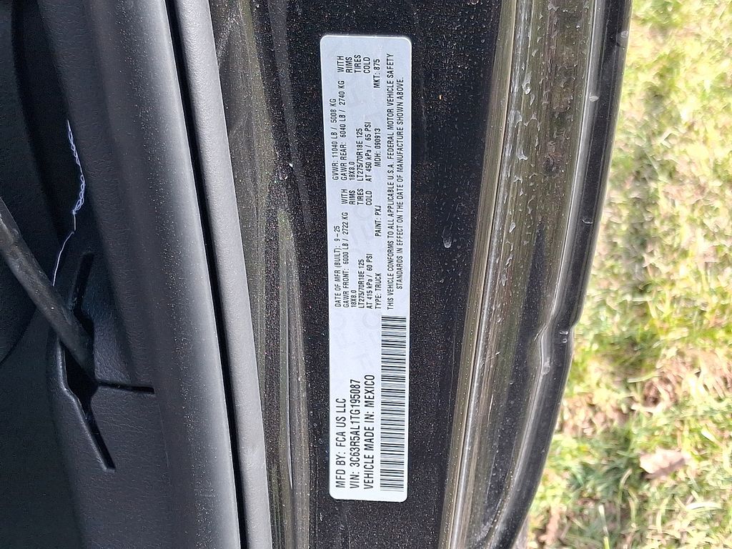 2026 RAM 2500 Tradesman - Photo 17