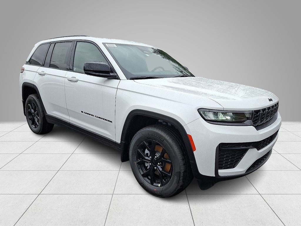 New 2026 Jeep Grand Cherokee LAREDO ALTITUDE 4X4 Sport Utility