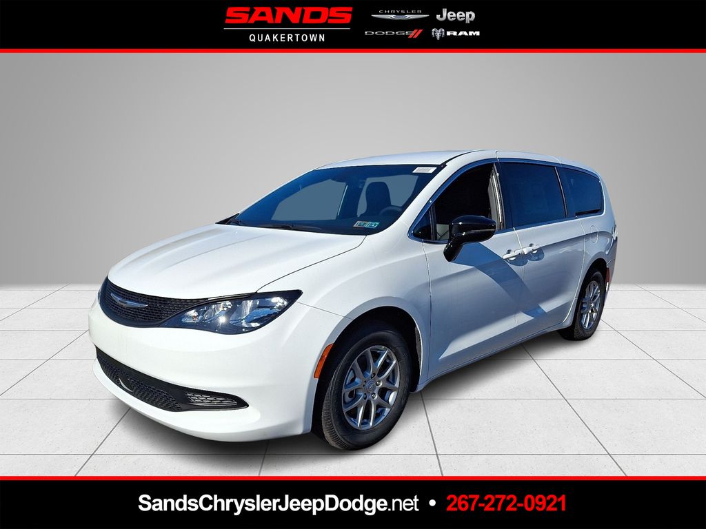 2026 Chrysler Voyager LX's photo