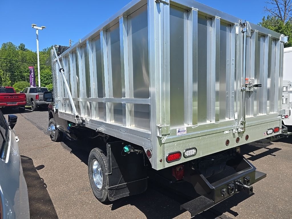 New 2026 Ram 3500 Chassis Cab TRADESMAN REGULAR 4X4 84' CA Pickup