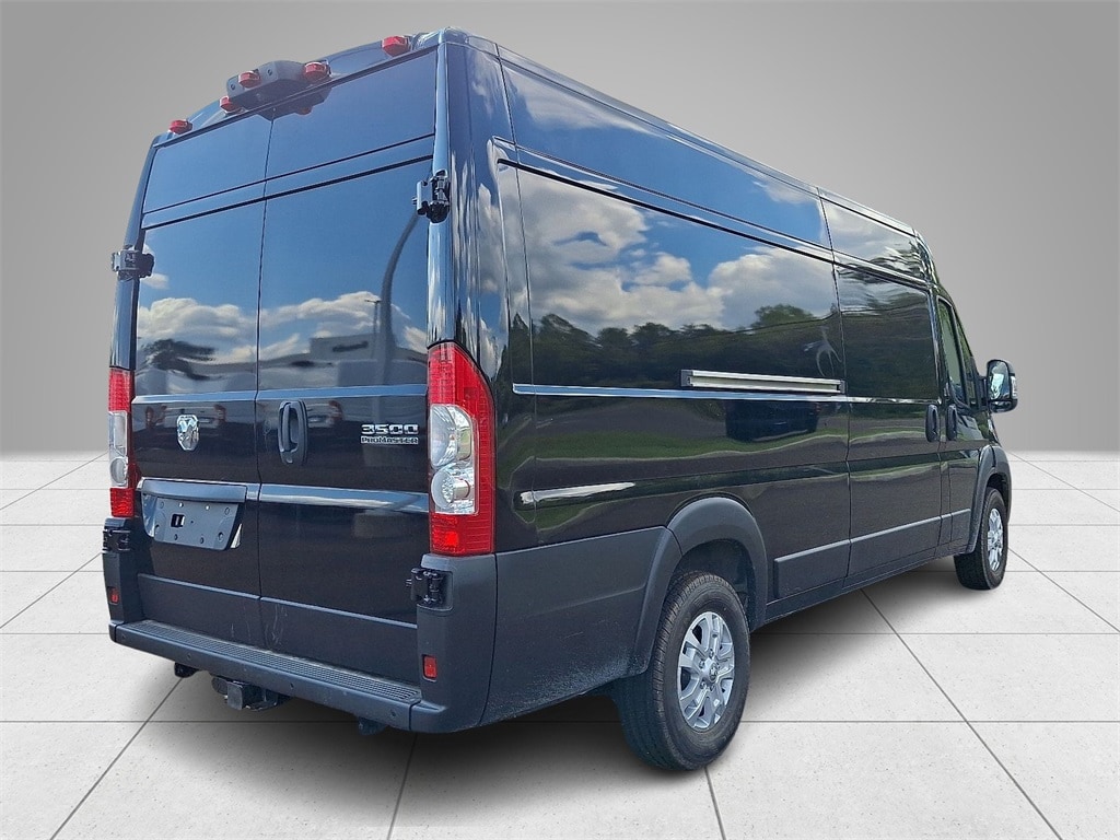 New 2025 Ram ProMaster PROMASTER 3500 SLT CARGO VAN HIGH ROOF 159' WB EXT Cargo Van