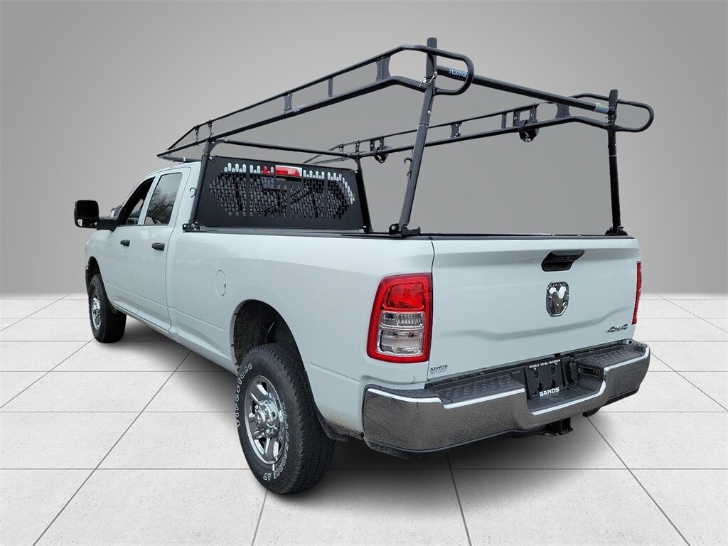 2024 Ram 2500 Tradesman photo 2