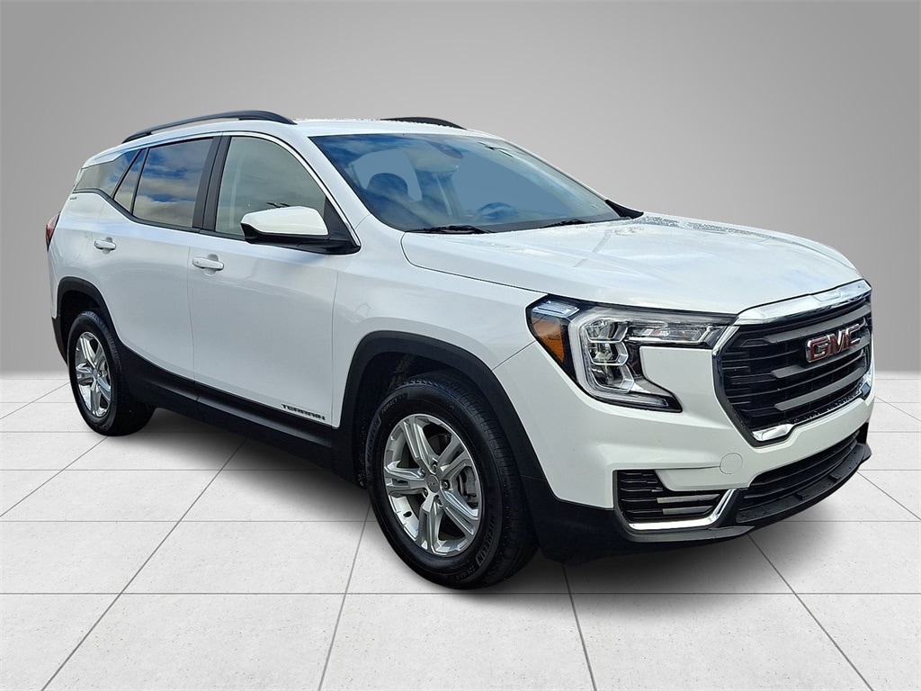 Used 2022 GMC Terrain SLE SUV